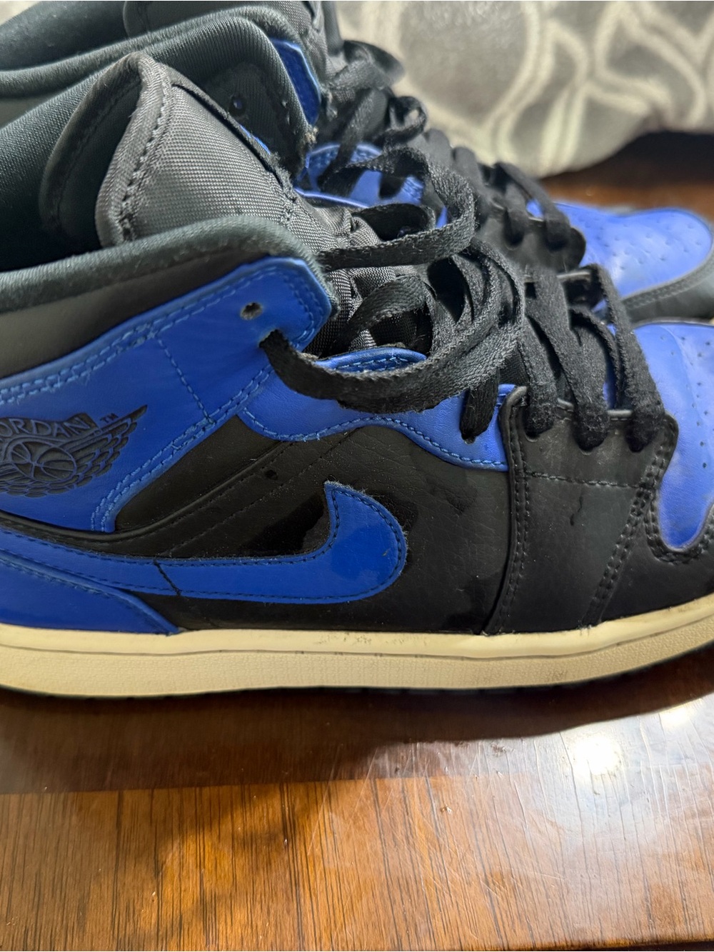 Nike Air Jordan 1 Mid - Black / Royal Blue